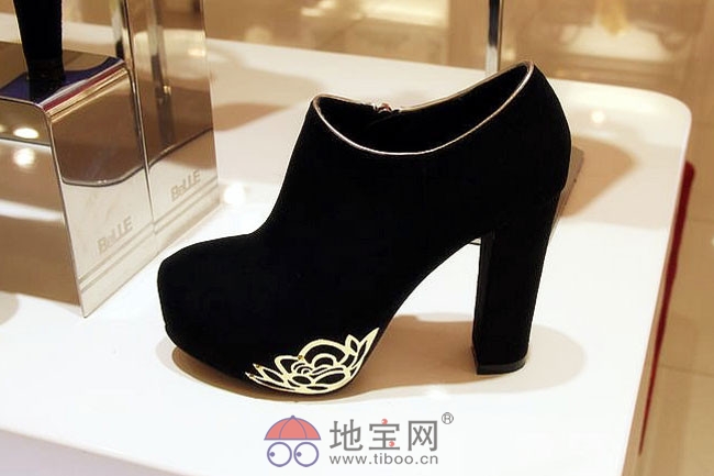 点击放大
