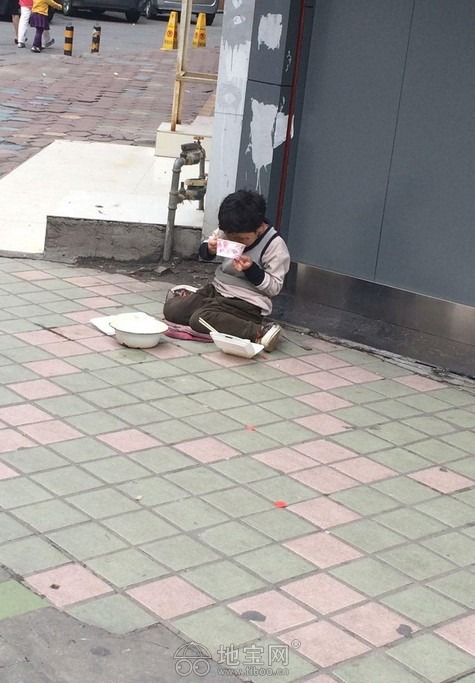 点击放大