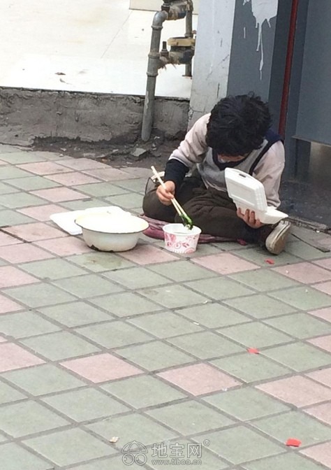 点击放大